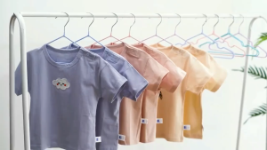 ไม้แขวนเสื้อ ไม้แขวนสแตนเลส เคลือบซีลีโคนกันลื่น ผู้ใหญ่ 40x20cm เด็ก 30x17cm （1 แพ็ค10 ชิ้น）G2612