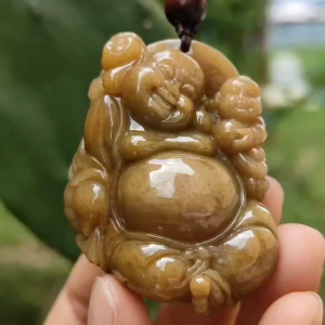Rare Full Brown Natural Type A Jadeite Pendant crafted as Milo with two kids means Happiness for the family and Longevity wealth and health with certificate weighs at 61.27 grams 48.50 * 41 * 21.60 mm (pendant110)