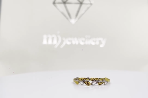 MJ Jewellery 375/9K Gold Minimalist Ring C48