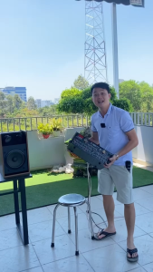 [Tặng 5m dây loa] Mixer Gia Đình MTMAX F9 PRO Liền Công Xuất Chuyên Nghiệp Tích Hợp Nhiều Chức Năng EQ - Reverb - Delay - Echo 16 Chế Độ Vang Tặng Kèm 2 Micro Bảo Hành 12 Tháng