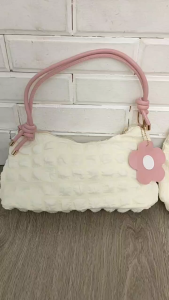 Tas Selempang Wanita Import Model Terbaru dengan Motif Bunga