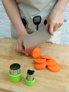 Cetakan Cetakan Kue Kering Pemotong Sayur & Buah Set 9in1 Stainless Steel