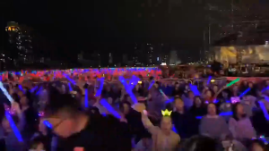 🔥Wholesale Price 🔥50pcs Foam Glow Light Stick Colorful LED Light Stick Glow in the Dark Party Wedding Glow Light Sponge Glow