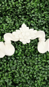 W8016 COQUETTE BOW WALL PLAQUES | WHITE | MATERIAL PU | RIBBON DESIGN