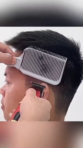 หวีตัดผมผู้ชาย ตําแหน่งโค้ง หวีจัดแต่งทรงผม Barber Combs หวีตัดผม  เฉพาะร้านตัดผม ทนความร้อน ป้องกันไฟฟ้าสถิตย์