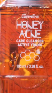 เจลล้างหน้าน้ำผึ้ง ครีมล้างหน้า น้ำผึ้ง กิฟฟารีน  เจลล้างหน้าน้ำผึ้ง honey care cleancer giffarine