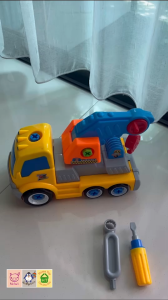 (พร้อมส่งร้านในไทยจ้า) รถของเล่นDIY มาพร้อมไขควงฝึกประกอบ รถคันใหญ่จับถนัดมือ รถตัก รถไถ รถดับเพลิง รถปูน