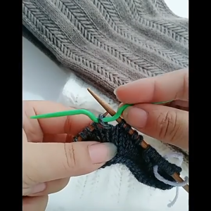 ไม้บิดเกลียว ไม้ถักลายเปีย ทำลายเปีย สำหรับถักนิตติ้ง แบบตรง (3 ชิ้น/แพ็ค) SKC