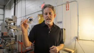 Kính lúp an toàn chống xước Carson VM-20 (+2.5 diop độ phóng đại 15 lần) (Hãng Carson - Mỹ)