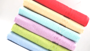 Handuk Mandi Merah Putih Dewasa 70x135 / Bath Towel Lembut Serap Air