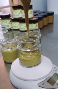 Bơ Hạt Dẻ Cười – Pistachio Paste Spoon It Up 1kg–5kg Không Đường Thích Hợp Với Làm Bánh