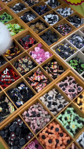 SHOE Hole Shoes Women Summer Thick-Soled Beach Anti-Slip Stepping Shit-Stepping Feeling