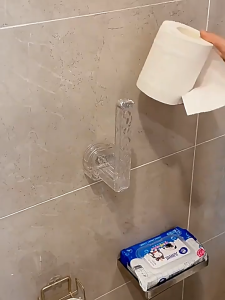 LIVO Multi-Purpose Suction Cup Shower Hook Organizer with Water Ripple Non-Slip Handle 10135