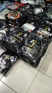 Kaos pria distro keren dewasa lengan pendek kece hitam