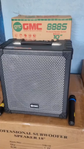SPEAKER BLUETOOTH PORTABLE GMC 888S Ukuran 10 Inch - FREE MIC 2 Pcs\\n\\n Apa Itu Speaker Bluetooth Portable GMC 888S?\\n\\nSpeaker Bluetooth Portable GMC 888S adalah speaker berkualitas tinggi yang dirancang khusus untuk penggunaan portabel. Dengan ukuran 10 inci, speaker ini mampu menghasilkan suara yang jernih dan kuat, membuatnya ideal untuk berbagai keperluan seperti mendengarkan musik, menonton film, atau presentasi. Selain itu, speaker ini dilengkapi dengan fitur Bluetooth yang memudahkan pengguna untuk menghubungkan perangkat lain seperti ponsel, tablet, atau komputer.\\n\\n Spesifikasi Speaker Berkualitas Tinggi\\n\\nBerikut adalah beberapa spesifikasi utama dari speaker Bluetooth portable GMC 888S:\\n\\n- Ukuran: 10 inci\\n- Frekuensi respons: 20Hz - 20kHz\\n- Daya: 100W RMS\\n- Input: Bluetooth, AUX, TF Card\\n- Baterai: 6000mAh\\n\\n Kelebihan Speaker Bluetooth Portable 10 Inch\\n\\nBerikut adalah beberapa kelebihan dari speaker Bluetooth portable GMC 888S:\\n\\n- Suara berkualitas tinggi: Speaker ini memiliki frekuensi respons yang luas, sehingga dapat menghasilkan suara yang jernih dan kuat.\\n- Portabel: Dengan ukuran yang ringkas, speaker ini mudah dibawa-bawa ke mana saja.\\n- Baterai tahan lama: Speaker ini dilengkapi dengan baterai 6000mAh yang mampu bertahan hingga 8 jam pemakaian.\\n- Mudah digunakan: Speaker ini dilengkapi dengan tombol-tombol kontrol yang mudah dijangkau dan dipahami.\\n\\n Cara Menggunakan Speaker Bluetooth Portable GMC 888S\\n\\nBerikut adalah langkah-langkah untuk menggunakan speaker Bluetooth portable GMC 888S:\\n\\n Menghubungkan Speaker dengan Perangkat Bluetooth\\n\\n1. Pastikan speaker dalam mode pairing dengan menekan tombol \"Bluetooth\" pada speaker.\\n2. Pada perangkat yang akan dihubungkan, cari speaker GMC 888S di daftar perangkat yang tersedia.\\n3. Klik speaker GMC 888S untuk menghubungkannya.\\n\\n Mengatur Volume & Suara\\n\\nUntuk mengatur volume dan suara pada speaker Bluetooth portable GMC 888S, Anda dapat menggunakan tombol-tombol kontrol yang terdapat pada speaker. Tombol \"Volume +\" dan \"Volume -\" dapat digunakan untuk menaikkan atau menurunkan volume suara, sementara tombol \"EQ\" dapat digunakan untuk mengatur kualitas suara.\\n\\n Tips Penggunaan Speaker Bluetooth Portable GMC 888S\\n\\nBerikut adalah beberapa tips penggunaan speaker Bluetooth portable GMC 888S:\\n\\n Maksimalkan Suara dengan Free Mic 2 Pcs\\n\\nSpeaker Bluetooth portable GMC 888S dilengkapi dengan dua mikrofon tambahan yang dapat digunakan untuk meningkatkan kualitas suara. Anda dapat menghubungkan mikrofon-mikrofon tersebut ke speaker melalui input AUX, dan mengatur posisinya agar sesuai dengan kebutuhan Anda.\\n\\n Menjaga Kondisi Speaker untuk Penggunaan yang Lebih Lama\\n\\nUntuk menjaga kondisi speaker Bluetooth portable GMC 888S agar tetap prima, Anda dapat melakukan beberapa hal berikut:\\n\\n- Jangan biarkan speaker terkena air atau debu.\\n- Jangan gunakan speaker pada suhu yang ekstrem.\\n- Gunakan kabel charger yang sesuai untuk mengisi baterai speaker.\\n- Jangan biarkan speaker terhubung ke perangkat lain saat sedang tidak digunakan.\\n\\nDengan mengikuti tips-tips di atas, Anda dapat memaksimalkan penggunaan speaker Bluetooth portable GMC 888S dan menjaga kondisinya agar tetap prima.\"\n}