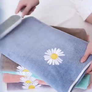 ผ้าเช็ดตัว ผ้าขนหนู หนานุ่ม ซับน้ำดีมาก ขนาดใหญ่ 70*140 cm