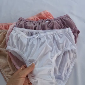 กางเกงในบิกินี่ กางเกงในผู้หญิง กางเกงไนล่อนเกรดพรีเมี่ยม  แพ็ค 6 ตัว ไซส์ L  Bikini Woman Underwear Nylon Briefs สะโพก 32-38 นิ้ว