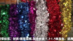 ถูกสุดๆ สายรุ้ง พู่ประดับ ตกแต่ง ปีใหม่ความยาว 1.3 เมตร คละแบบคละสี สายรุ้งฟูจัมโบ้หางกระรอก เทศกาลคริสต์มาสและปีใหม่ งานเลี้ยง ปาร์ตี้