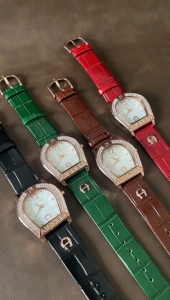 JAM TANGAN WANITA CASING DIAMOND TALI KULIT FULL SET/ SEPAKET PAPER BAG BOX MANUAL BUKU - JAM TANGAN PREMIUM TERMURAH
