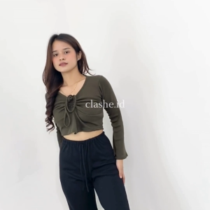 Hesty Top Lengan Panjang Serut Rib OOTD by Clashe
