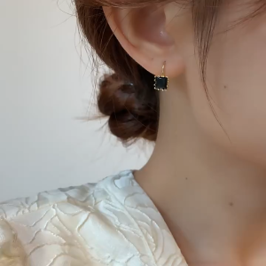 good 999 18K gold Korean Exquisite and compact square zircon temperament earrings ES69155
