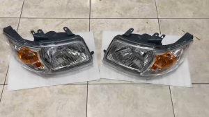 LAMPU DEPAN HEAD LAMP HEADLAMP LAMPU UTAMA SUZUKI MEGA CARRY APV LAMA MARVEN MERK DMAC
