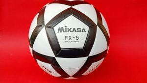 Bola Sepak Original MIKASA FX-5: Keunggulan & Fitur