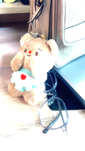 พวงกุญแจหมีตุ๊กตาน้องเนยมาใหม่ 12.5*8cm ขายส่งและปลีก New Cartoon Butter Bear Keychain NYX YSK