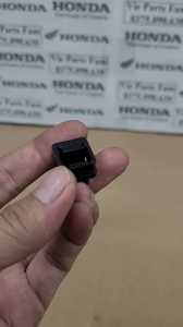 Chốt khóa cốp nhỏ Lead 125 SH Việt Vision đời mới