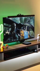 กล่องแอนดรอยbox 2025 4K HD ดูการแข่งขันกีฬา NBA YouTube Netflix HBO Tik Tok Champions League ฟรี android box ของแท้ 100 % รองรับการควบคุมเสียงไทย รับประกัน 3 ปี