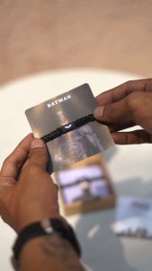 Gelang Couple Batman & Catwoman Free Box + Cover KTP Tali Waterproof Hitam