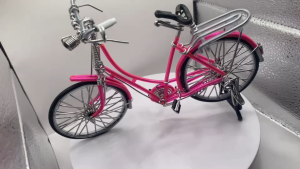 โมเดลจักรยานสีชมพู สไตล์ย้อนยุคโบราณ คลาสสิกสำหรับตกแต่งบ้าน