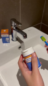 下单后24小时出货~正品原装 newteeth gum repairing tooth powder stronger and Whitening Tooth made from Herbal Serbuk Pemutih Gigi dan penjagaan gusi gigi 神龈粉牙龈萎缩敏感口腔清洁牙齿亮