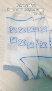 FSKS106 Kaos Kaki Wanita Motif Beruang Biru Muda Kaos Kaki Pendek