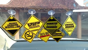 Paket Isi 6 Pcs Gantungan Kaca Akrilik Custom Variasi Gantungan Mobil & Truck