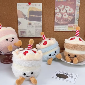 ตุ๊กตาตุ๊กตาวันเกิด ตุ๊กตา ตุ๊กตาเค้กวันเกิดจำลอง ของขวัญวันเกิด 9cm