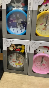 Jam Weker Tipe 2108 Body Besi Karakter - Jam Meja - jam Beker klasik Bunyi Kring - Jam Alarm kring Karakter 2108