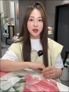 Túi hút ẩm cao cấp tỏa hương thơm mới nhất 2024