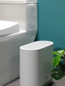 Thùng rác tiện ích Ecoco E1906 cao cấp màu ngẫu nhiên