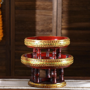 ขันโตกไม้ถาดผลไม้ไม้เนื้อแข็งสูง ถาดผลไม้ไทย ห้องนั่งเล่น โต๊ะกาแฟสำหรับเก็บจาน เครื่องดื่มปีใหม่ ถาดผลไม้แห้งถวายพระพุทธเจ้า ถาดขนมขบเคี้ยว