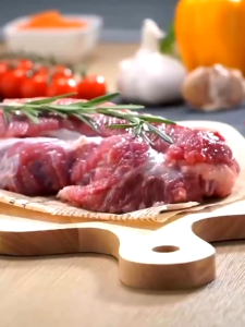 2L Stainless Steel Bowl Meat Grinder Electric Chopper Meat Slicer Household Machine Food Processor / Pengisar Daging