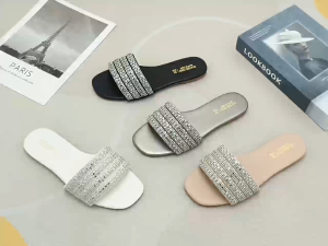 Shuiyu Brand Korean Style Crystal Diamond Tsinelas: Fashionable Women's Accessories