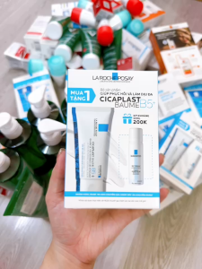 Set 2 Món La Roche-Posay Kem Dưỡng Phục Hồi Cicaplast Baume B5 (40ml) + Xịt Khoáng Thermal Spring Water (50ml)
