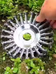 Derusting Weeding Wheel 6 Inchi Potong Rumput / Kepala Sikat Pisau Potong Rumput Bahan Kawat Baja