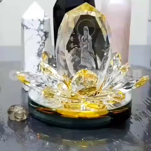 Pajangan Mobil 3D Crystal Dewi Kwam Im | Patung Kwan Yin Hiasan Dekorasi Dashboard