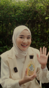 EARTH LOVE LIFE Javanese Moringa & Balinese Starfruit Body Lotion 250 mL BODY SERUM | LOTION WANGI | LOTION MELEMBABKAN | LOTION KULIT SENSITIF | LOTION MENCERAHKAN | SPF | ALERGI | LOTION NIACINAMIDE | LOTION PREMIUM