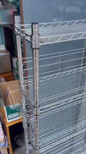 ชั้นวางของสแตนเลส 6ชั้นวาง ขนาด 18x58x156ซม เเข็งเเรงมาก สวยดูมีระเบียบ สีเงินมีล้อสามารถเลื่อนได้