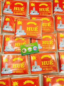 Kẹo Mè Xững dẻo Huế gói 300gr - Mè xững dẻo hương vị mè đậu phụng date mới - Đặc sản miền trung Út Duyên