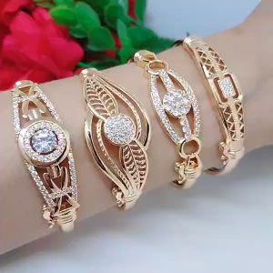 Gelang Tangan Bangle Wanita Titanium Xuping Perhiasan Aksesoris Fashion Lapis Emas Anti Karat GB43