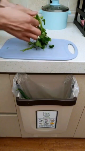 **2024 NEW** 9L Double Hanging Trash Can Set Kitchen Bathroom Garbage Rack Organizer for Home Car Garden Office School Closet Door. Set Tong Sampah Gantung Berganda 9L Dapur Rak Sampah Bilik Mandi Penyusun untuk Rumah Kereta.折叠垃圾桶